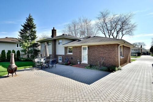 530 Princeton Ave, Itasca, IL 60143-2167