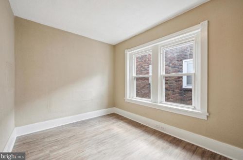 2817 10 St, Chester PA 19013-1604 exterior