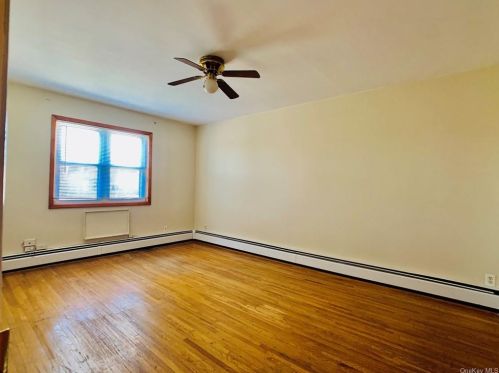 1835 Mayflower Ave, Bronx NY 10461-4007 exterior