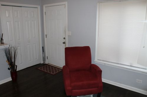 7326 Champlain Ave, Chicago IL 60619-1829 exterior