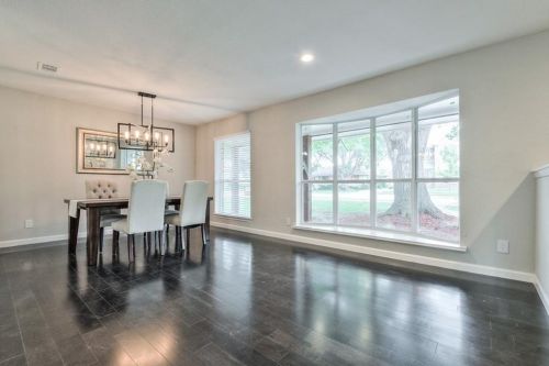 10917 Beauty Ln, Dallas TX  75229-3833 exterior