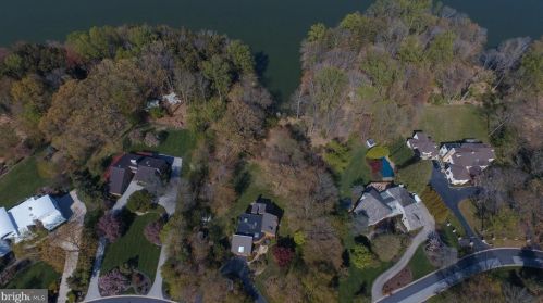 2230 Deerfield Dr, Media PA 19063-1834 exterior