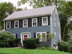 103 Larchmont Ave, Newton, MA 02468-2013