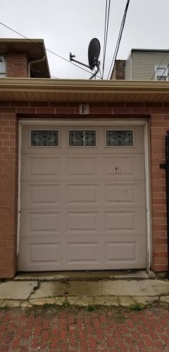 4515 Michigan Ave, Chicago IL  60653-4660 exterior