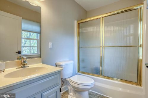 10 Drake Knl, Lewes DE 19958-1782 exterior