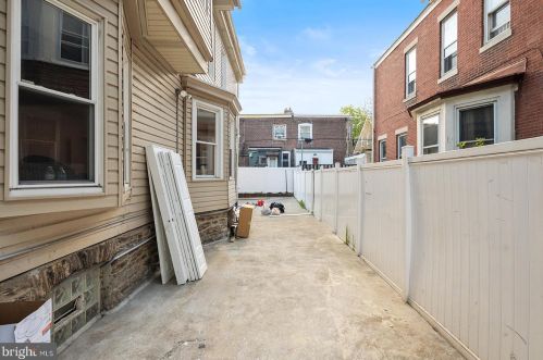 6328 Camac St, Philadelphia PA  19141-3312 exterior