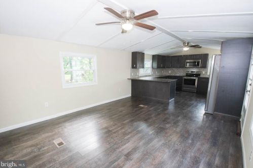 2137 Buchert Rd, Pottstown PA 19464-2460 exterior