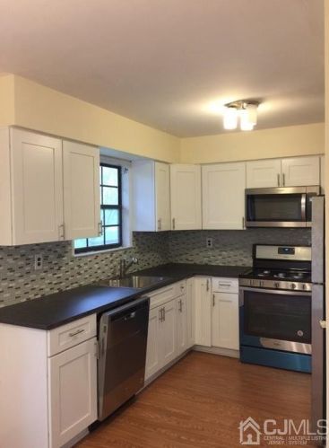 59 Pheasant Run, Edison NJ  08820-2938 exterior