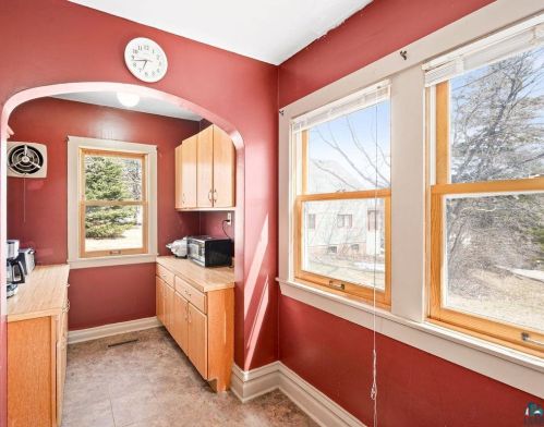 1115 11 St, Duluth MN 55805-1233 exterior