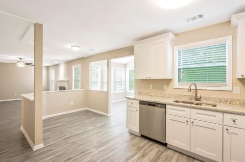 1958 Brookhill Way, Lithonia GA  30078-6415 exterior