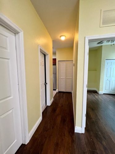 1022 Citrus Ave, Fort Pierce, FL 34950-4043