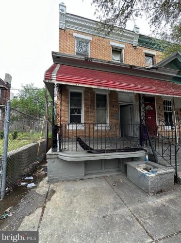 3712 15th St, Philadelphia, PA 19140-3602