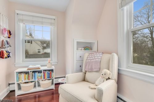 16 Fitzrandolph Rd, Town Center NJ  07052-3509 exterior