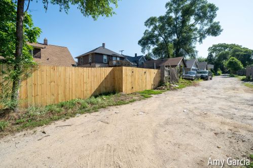 746 Liberty St, Grand Rapids MI 49503-8069 exterior