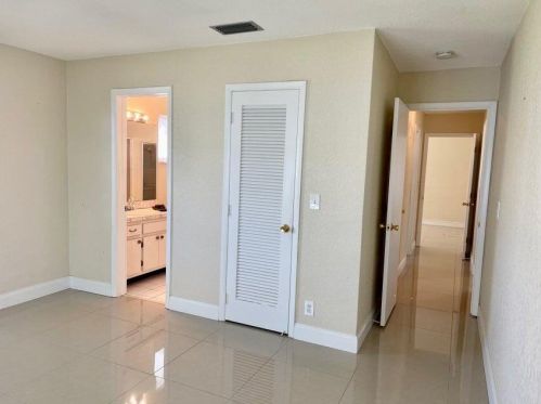 1103 3 Ave, Boynton Beach FL 33426-4664 exterior