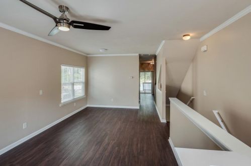 1036 Liberty Pkwy, Atlanta, GA 30318-9376