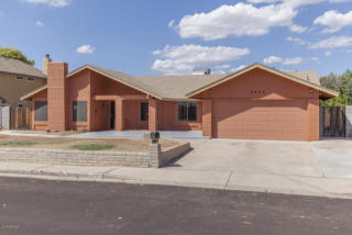 2442 Acoma Dr, Phoenix AZ  85032-4908 exterior