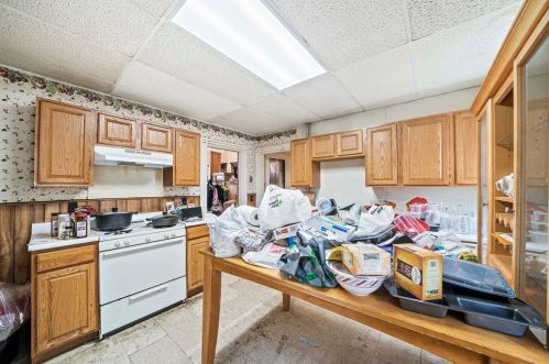 17 Dix St, Boston MA exterior