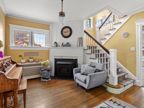 825 13 St, Manitowoc WI 54220-5101 exterior