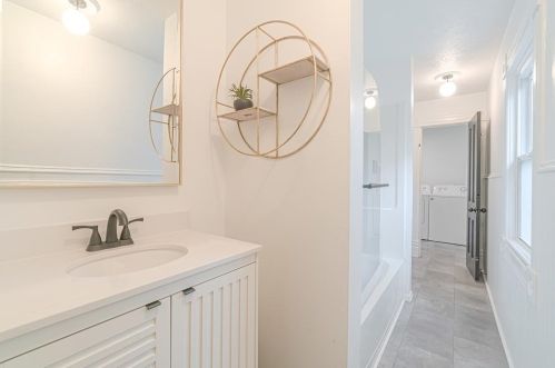 106 Orchard St, Dowagiac MI  49047-1211 exterior