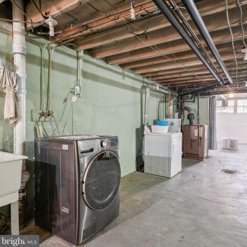 4742 Larchwood Ave, Philadelphia PA 19143-1957 exterior