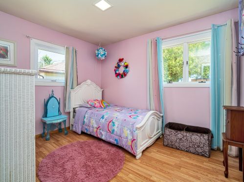 1721 Lilac Dr, Manitowoc WI 54220-6703 exterior