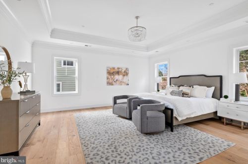 5805 Beech Ave, Bethesda MD  20817-3407 exterior