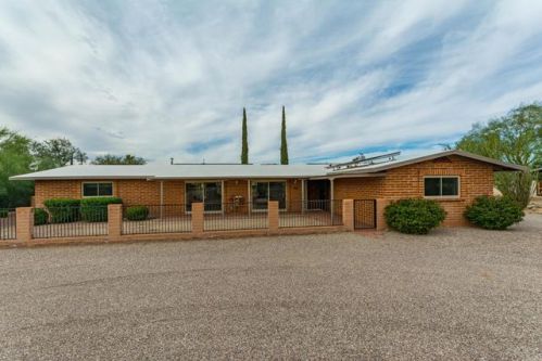 7341 La Oesta Ave, Tucson, AZ 85704-3118