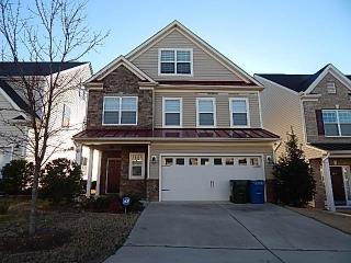 116 Station Dr, Cary, NC 27560-9247