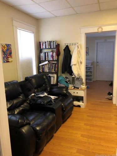 26 Jefferson St, Norwalk CT 06851-4606 exterior