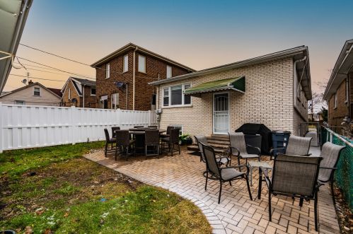 7311 Pensacola Ave, Chicago IL 60706-1156 exterior