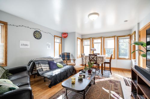 2910 Newhall St, Milwaukee WI 53211-3223 exterior