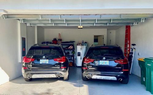 5154 Andros Dr, Naples FL 34113-8162 exterior