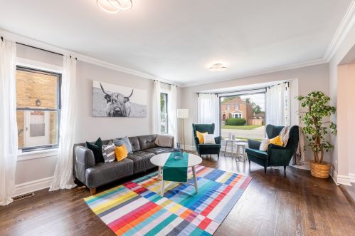 2301 17 Ave, Broadview IL 60153-2904 exterior