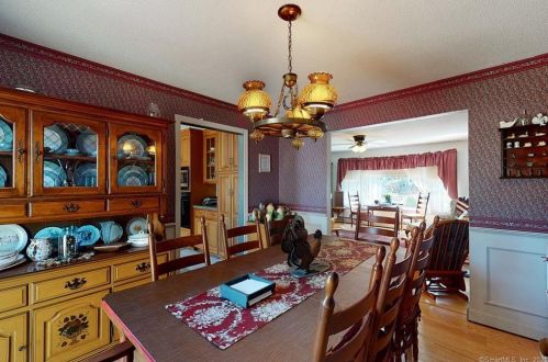 20 Woodward St, Killingly CT 06239-1642 exterior