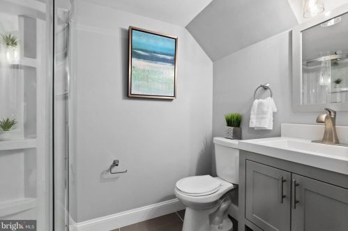 5150 8 St, Washington DC 20011-4022 exterior