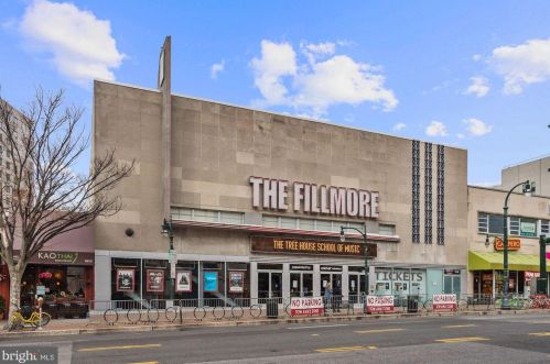 2406 Colston Dr, Silver Spring MD  20910-2527 exterior