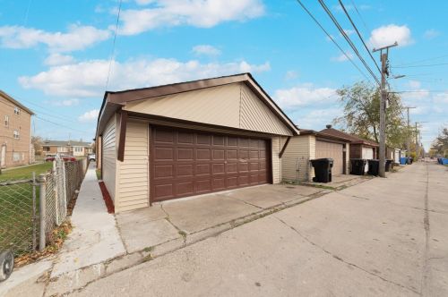 8404 Elizabeth St, Chicago IL  60620-4035 exterior