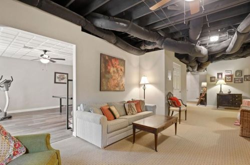 2925 Bankshill Row, Atlanta GA 30319-4552 exterior