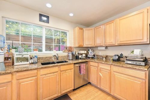 914 Mormon St, Folsom CA 95630-2611 exterior