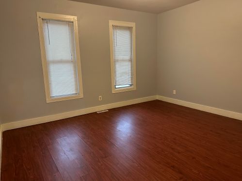 216 Center St, Milwaukee WI  53212-2841 exterior