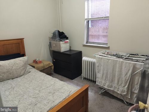 2214 17 St, Philadelphia PA 19132-3930 exterior