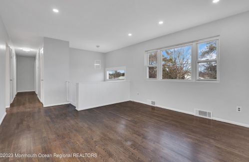 41 Beam Ave, Jackson Twp NJ  08527-2506 exterior