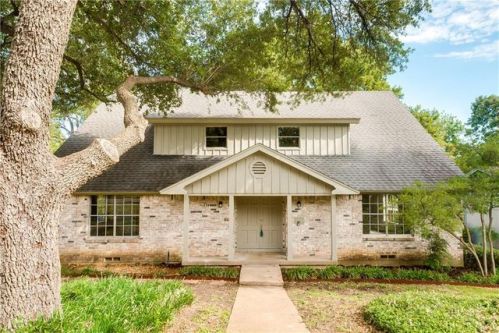 3744 Cripple Crk Dr, Dallas TX  75224-3701 exterior