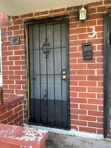 668 Cameron M Alexander Blvd, Atlanta GA 30318-6837 exterior