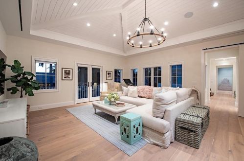 501 14 Ave, Naples FL 34117-9091 exterior