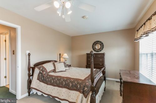 210 Moria Pl, Chester PA 19014-1264 exterior