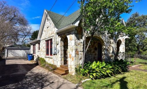 3908 Becker Ave, Austin, TX 78751-5209