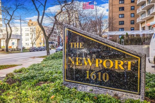 1610 Prospect Ave, Milwaukee WI 53202-2499 exterior