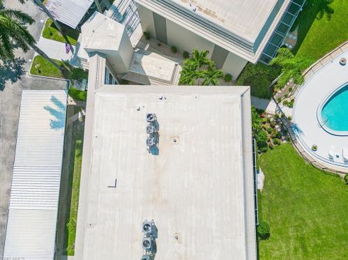 215 Cypress Way, Naples FL 34110-1201 exterior